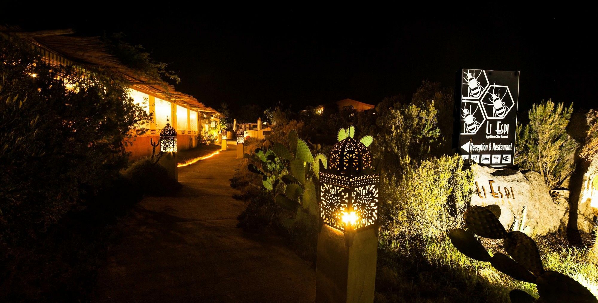 Li Espi Country Resort Porto Pollo Exterior photo